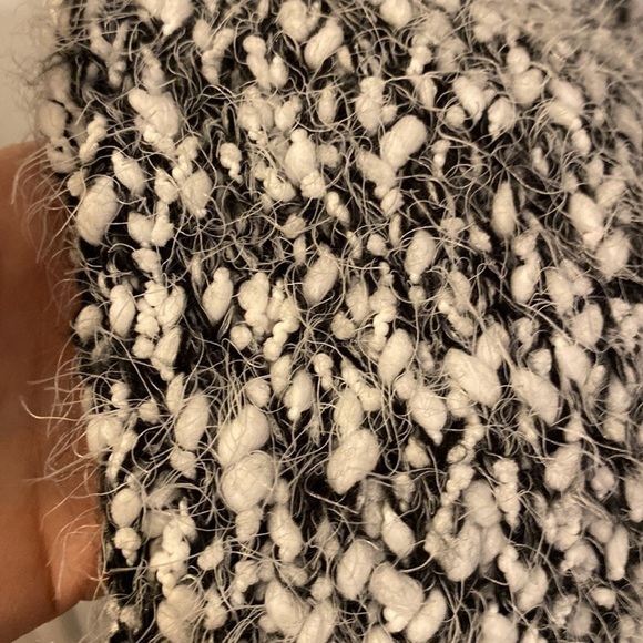 Buffalo David Bitton Women Eyelash Twisted Yarn Sweater Grey White Size Small - Picture 3 of 7